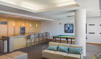 2001 15TH St N 319, Arlington, VA 22201
