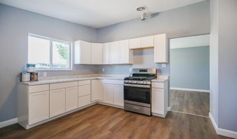 1304 Ridgecrest Ct, Alamogordo, NM 88310