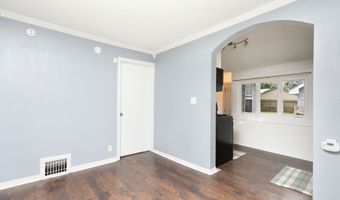 3832 Bowdoin St, Des Moines, IA 50313