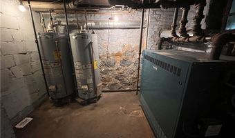 862 Woodward Ave 6, Ridgewood, NY 11358