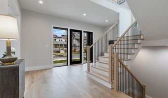 809 N KENMORE St, Arlington, VA 22201