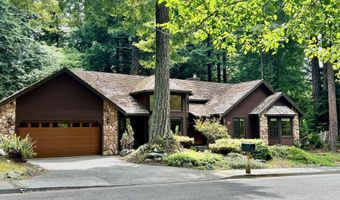 1195 Diamond Dr, Arcata, CA 95521
