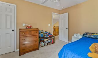 8320 Lake Tree Ln, Indianapolis, IN 46217