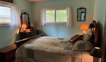 613 Stony Point Rd, Benson, VT 05743