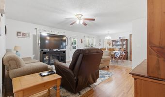 49 School House Rd, Albertville, AL 35950