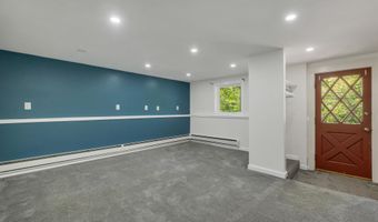 218 Main St, Alton, NH 03809