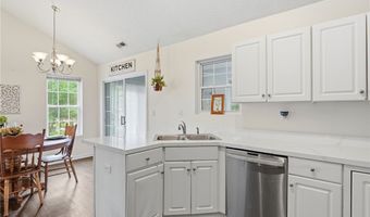 156 Kensington Way, Aberdeen, NC 28315