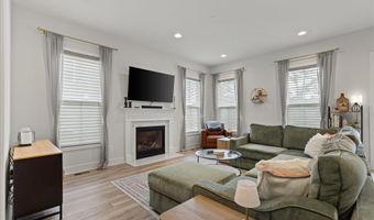23948 NIGHTSONG Ct, Aldie, VA 20105