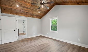 136 Ridgecrest Dr, Ball Ground, GA 30107