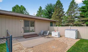 8451 Cedar Ln, Wisconsin Rapids, WI 54494