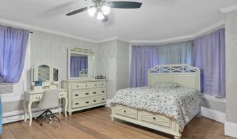 76 Union St, Barre, MA 01005