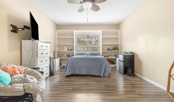 215 Shaw St, Albertville, AL 35950