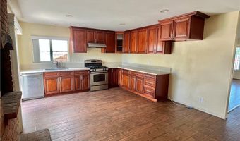 4946 E Glenview Ave, Anaheim, CA 92807