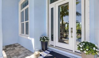 638 MANNS HARBOR Dr, Apollo Beach, FL 33572