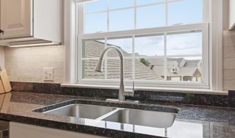 2946 Hunley Dr, Ann Arbor, MI 48105
