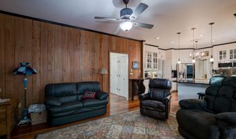 20 Hunt Cup Ln, Camden, SC 29020