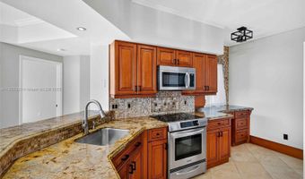 3255 NE 184th St 12405, Aventura, FL 33160