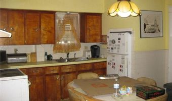 188 Greene Ln, Middletown, RI 02840
