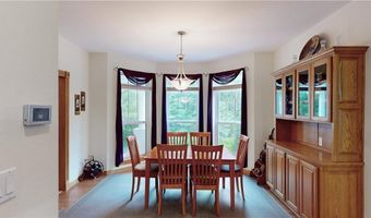 2 Ewes Ln, Bella Vista, AR 72715