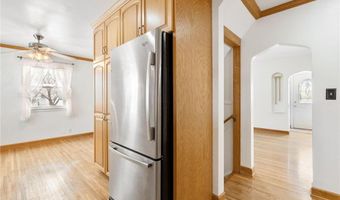 611 11th St SW, Austin, MN 55912