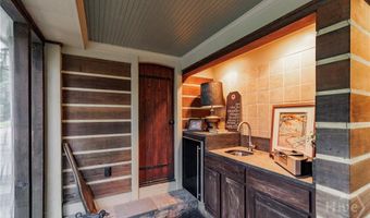 210 Riverview Rd, Athens, GA 30606
