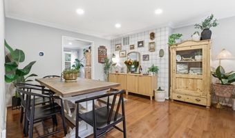 661 N ARMISTEAD St, Alexandria, VA 22312