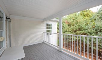 4 Bow Center Rd F2, Bow, NH 03304