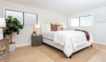 579 S Sierra Ave 17, Solana Beach, CA 92075