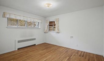 620 S MUHLENBERG St, Allentown, PA 18104