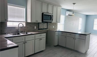 516 E 6th St A, Alice, TX 78332