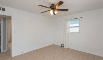 1104 W Yucca Ave, Artesia, NM 88210