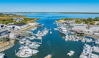 79 Sturgis Ln, Barnstable, MA 02630