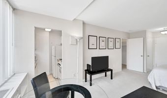 1111 ARLINGTON Blvd 646, Arlington, VA 22209