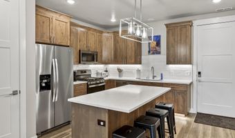 899 S Lincoln Ave 3, Cedar City, UT 84720