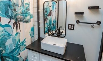 703 Hale Ave, Ashland, OH 44805