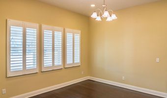 372 Foxboro Dr, Avon, IN 46123