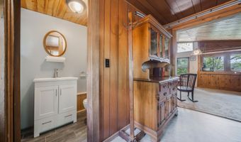 9079 BOELTER LAKE Dr, Almond, WI 54909