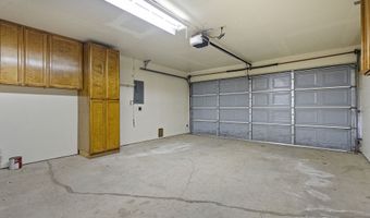 732 3RD St, Brookings, OR 97415