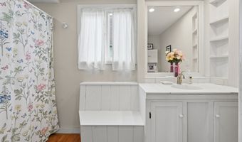 37 Fleetwood Ave, Bethel, CT 06801