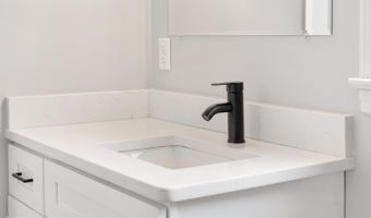 6608 Shenandoah, Allen Park, MI 48101