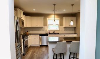 41 High Point Dr, Camden, SC 29020