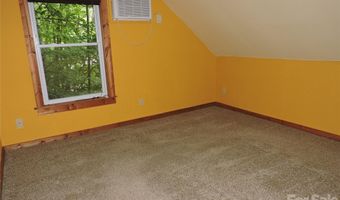 963 Melton Branch Rd, Bakersville, NC 28705