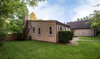 945 Rose Dr, Ann Arbor, MI 48103