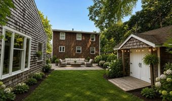 11 Pawtucket Ave, Bristol, RI 02809
