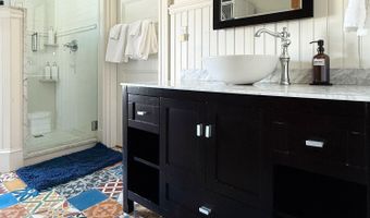 20 Greeley Ave, Bar Harbor, ME 04609