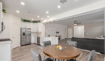 4026 E MADRE DEL ORO Dr, Cave Creek, AZ 85331