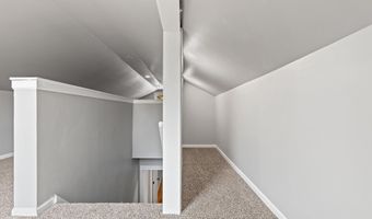 822 W FRANCES St, Appleton, WI 54914