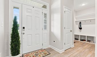 201 Rough Ridge Trl, Aberdeen, NC 28315