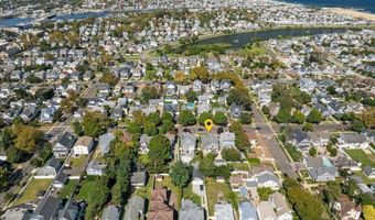 405 10th Ave, Belmar, NJ 07719