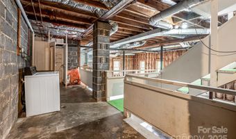 26 Lorraine Ave, Asheville, NC 28804